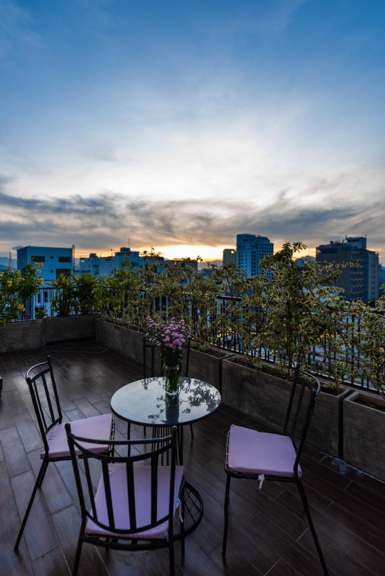 Louis Mo Apartment Da Nang Bagian luar foto